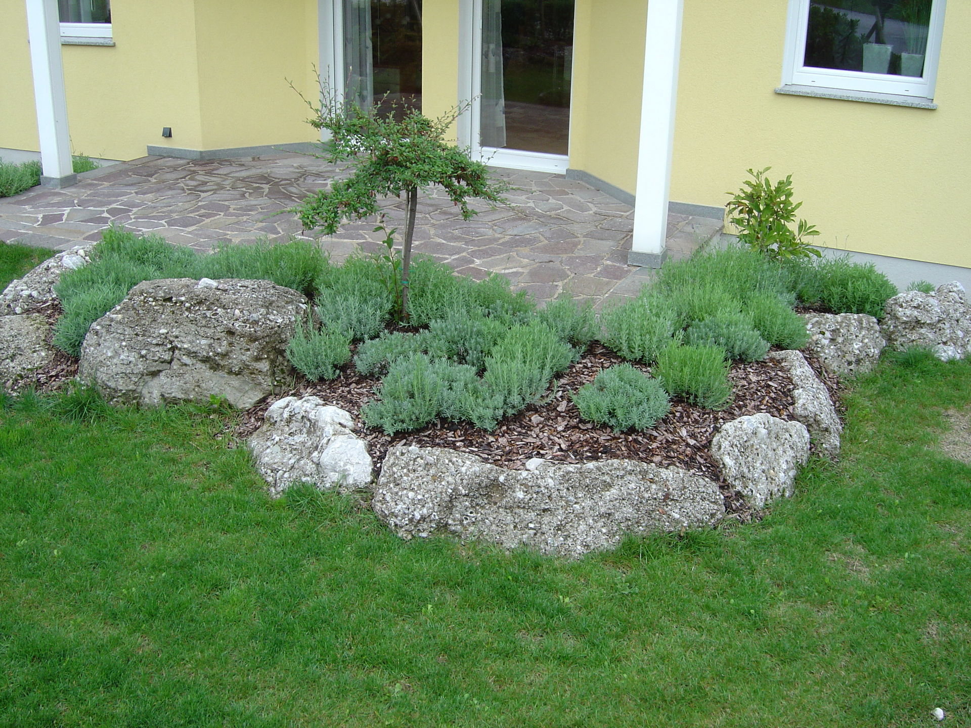 Gartengestaltung mit Naturstein Gartengestaltung Naturstein in